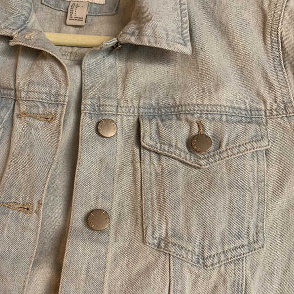 Forever 21 Denim Jacket - Picture 5 of 7
